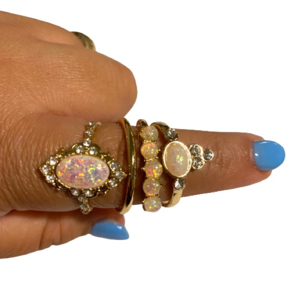 Torrid Gold Toned set of rings